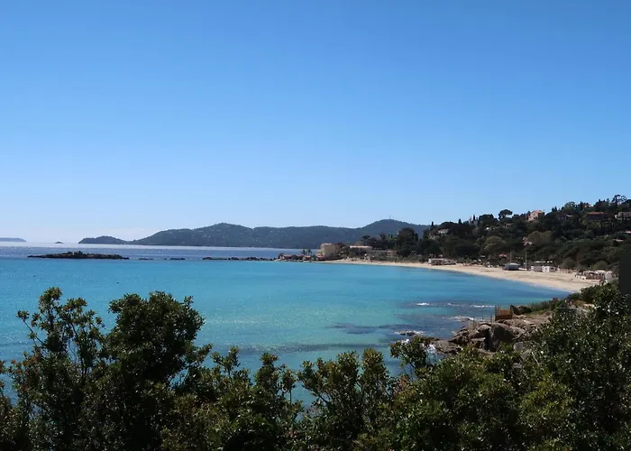 Le Cormoran By Interhome Daire Le Lavandou